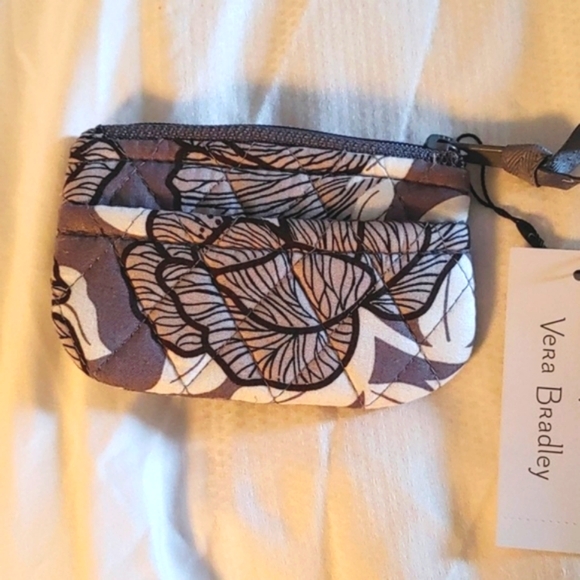 Vera Bradley Moon shadow meadow coin purse, NEW - Picture 2 of 4